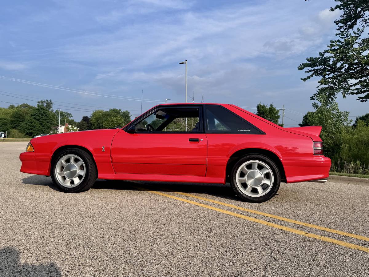 Ford-mustang-svt-cobra-1993-red-38