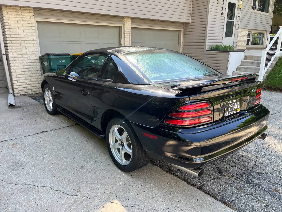 Ford-mustang-svt-cobra-1994-black-4