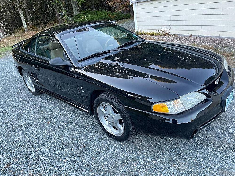 Ford-mustang-svt-cobra-1995-black-18