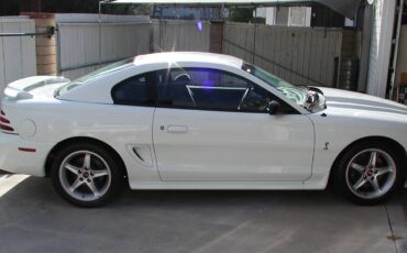 Ford-mustang-svt-cobra-r-1995-white-1