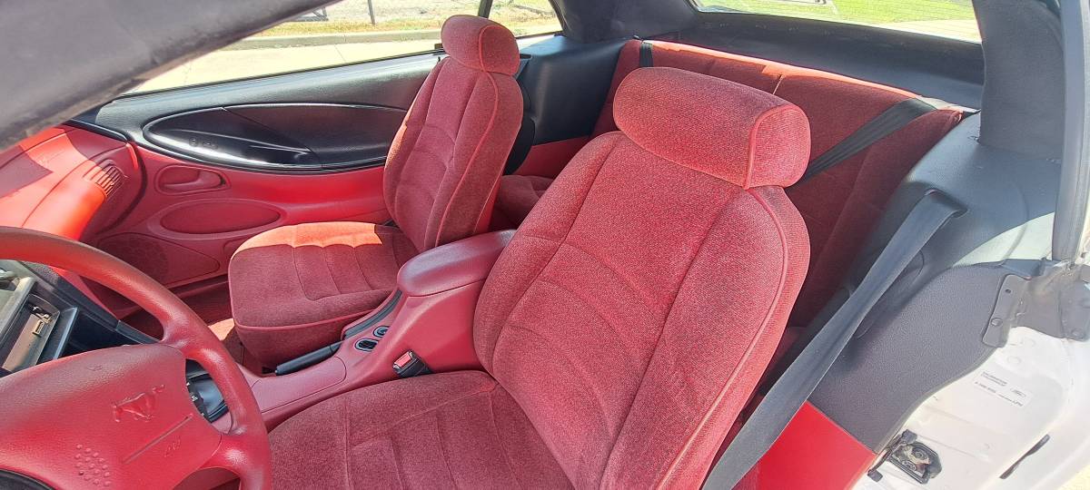 Ford-mustang-v6-convertible-base-1995-white-4