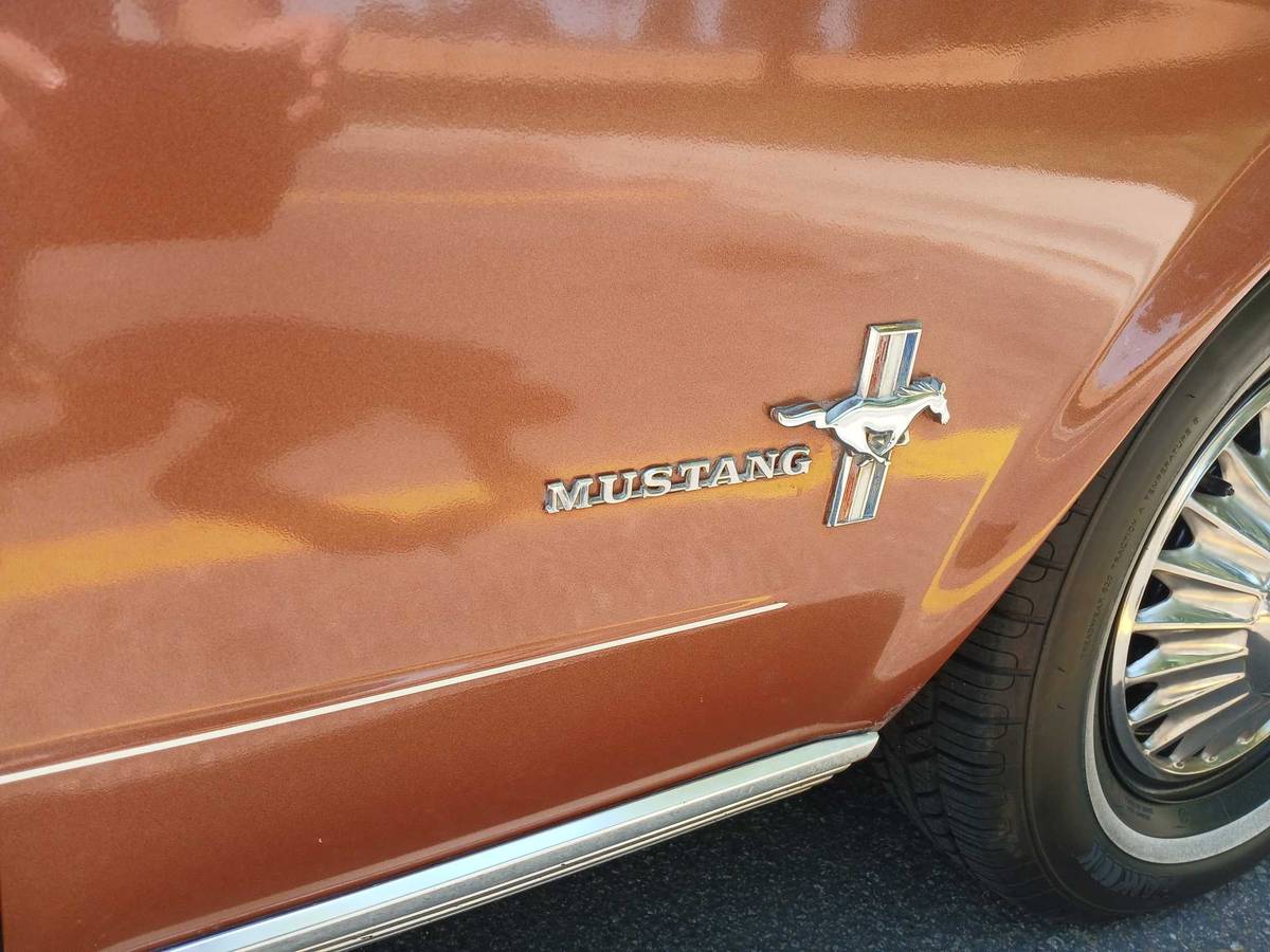 Ford-mustang-v6-coupe-base-1966-custom-5