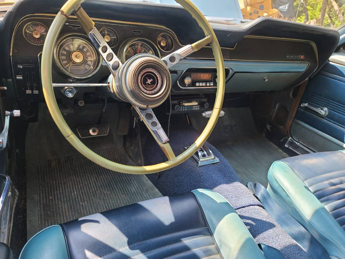 Ford-mustang-v6-coupe-base-1967-blue-7