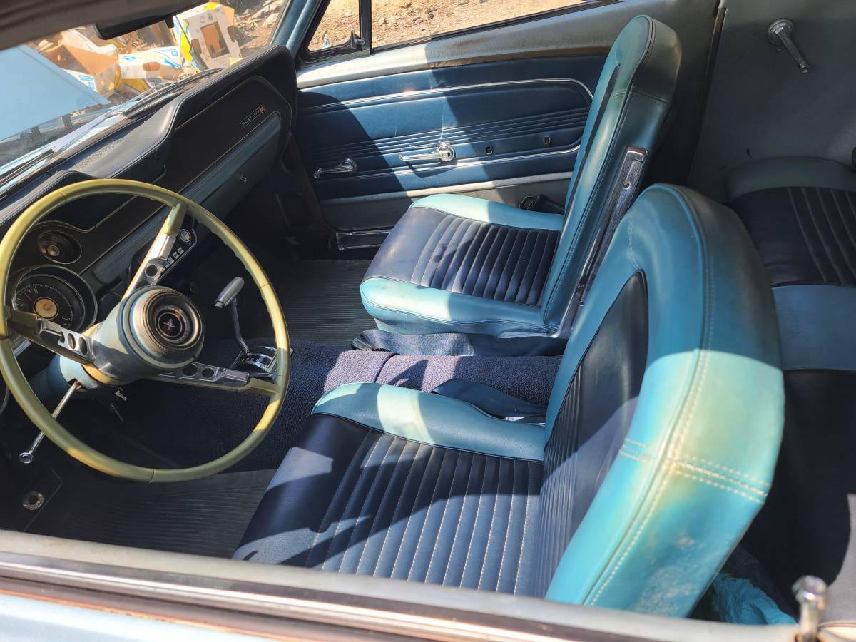 Ford-mustang-v6-coupe-base-1967-blue-8