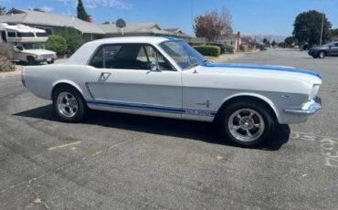 Ford-mustang-v8-1965-white-2