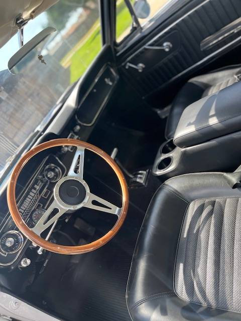 Ford-mustang-v8-1965-white-7