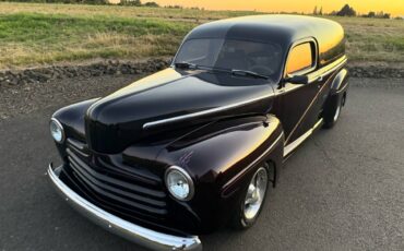 Ford-panel-truck-1947-black-17
