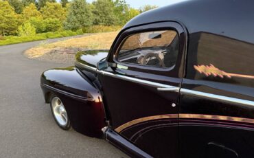 Ford-panel-truck-1947-black-6