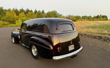 Ford-panel-truck-1947-black-8