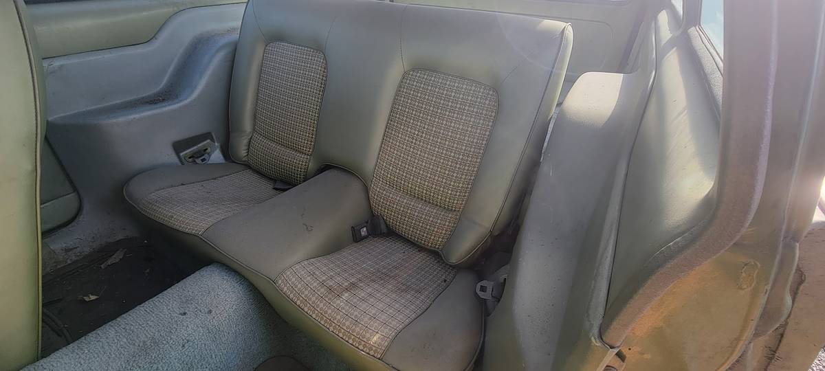 Ford-pinto-1976-green-14