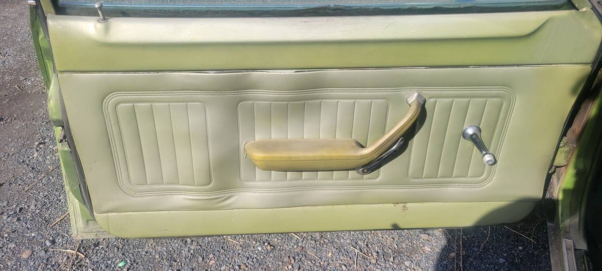 Ford-pinto-1976-green-8
