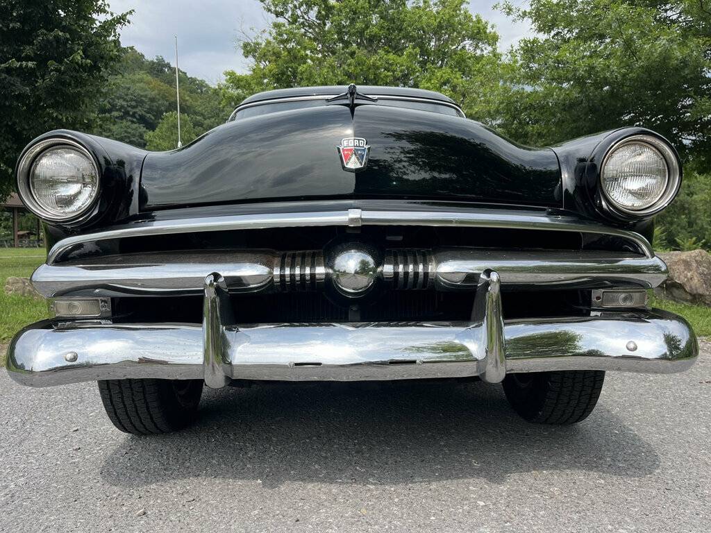 Ford-ranch-wagon-1953-black-7