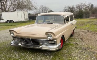 Ford-ranch-wagon-1957