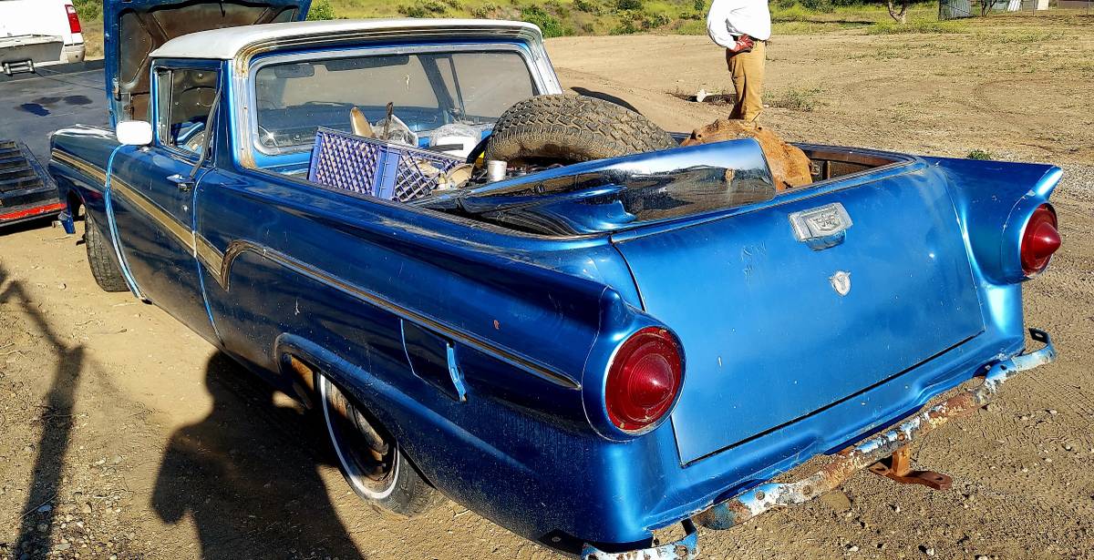 Ford-ranchero-1957-blue-13