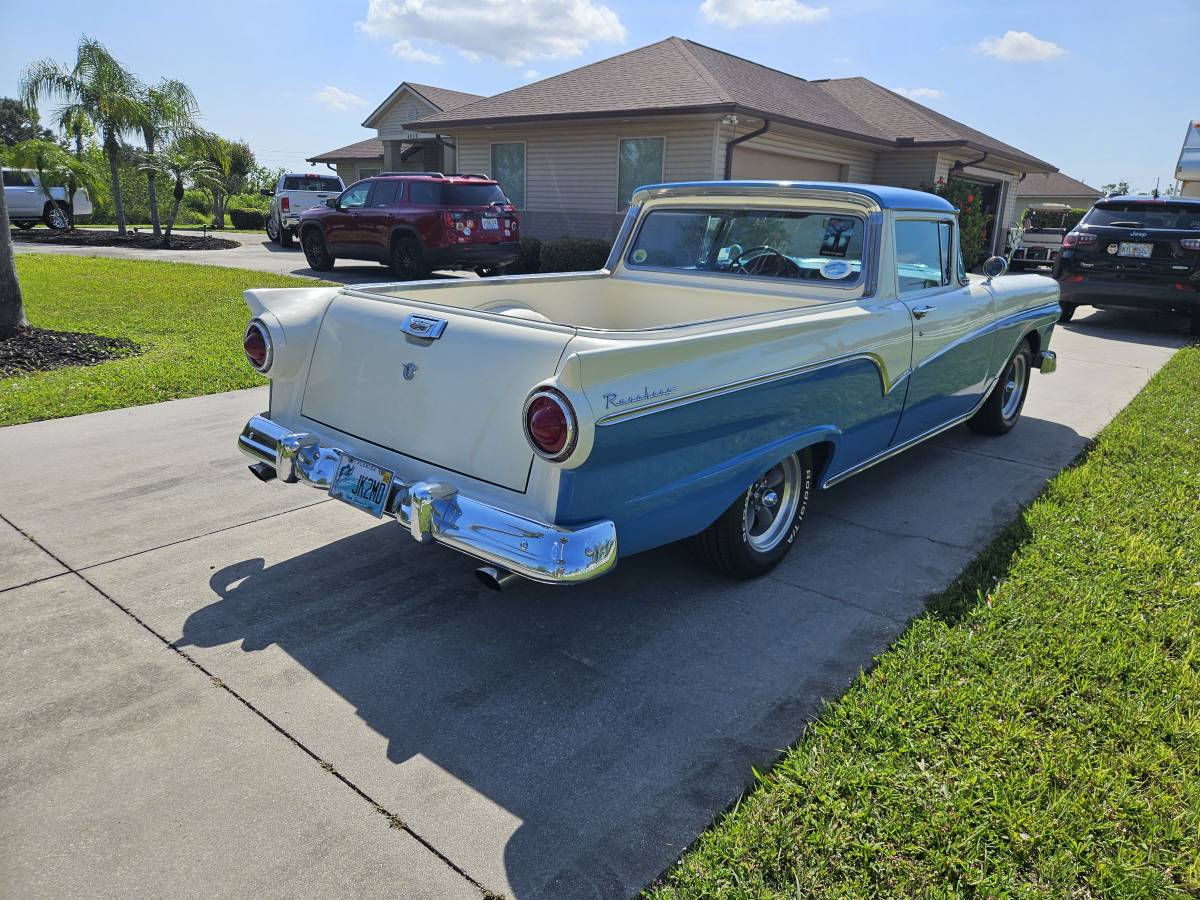 Ford-ranchero-1957-blue-5