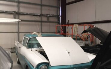 Ford-ranchero-1957-white-1