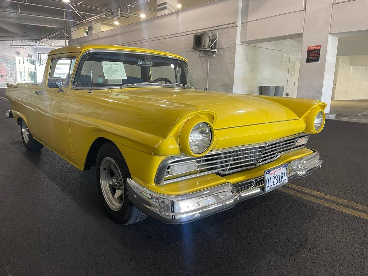 Ford-ranchero-1957-yellow-3