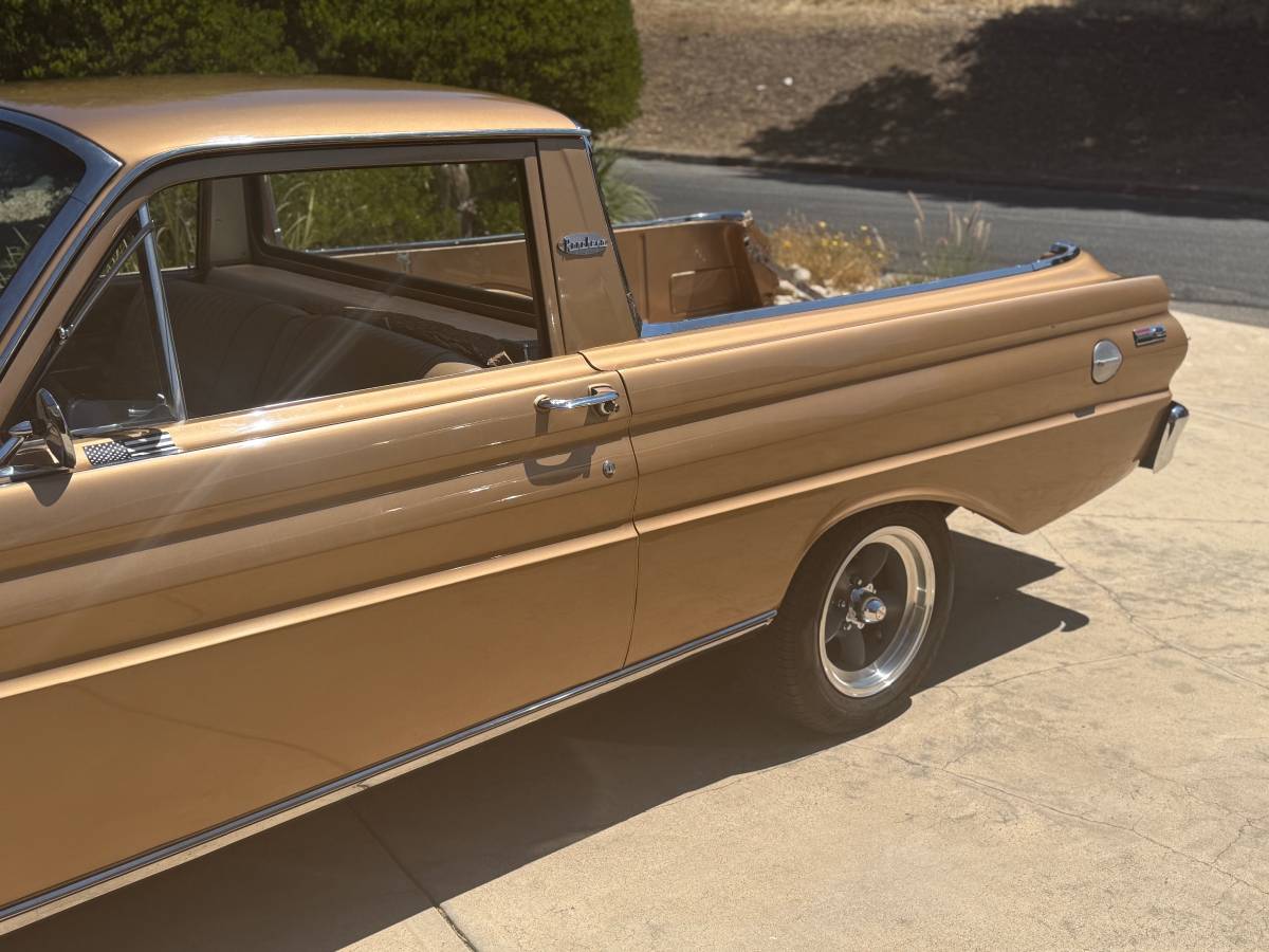 Ford-ranchero-1965-12