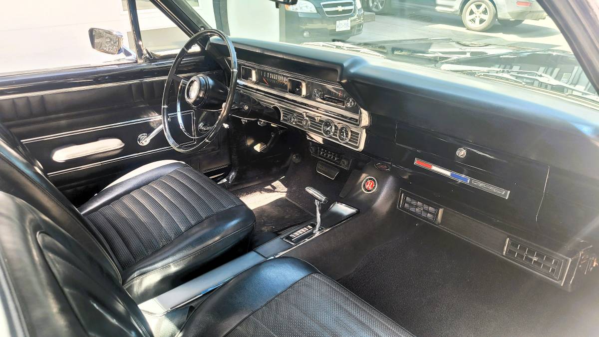 Ford-ranchero-1967-black-5