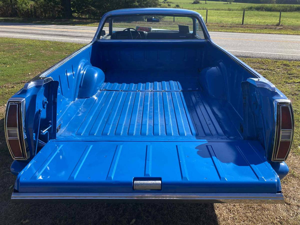 Ford-ranchero-1971-blue-11