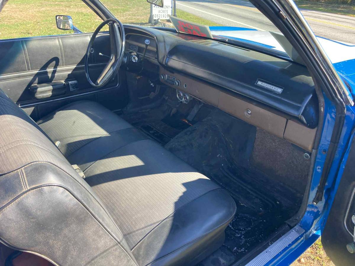 Ford-ranchero-1971-blue-9