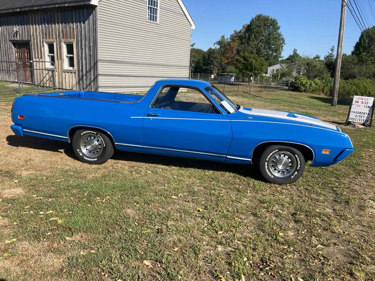 Ford-ranchero-1971-blue