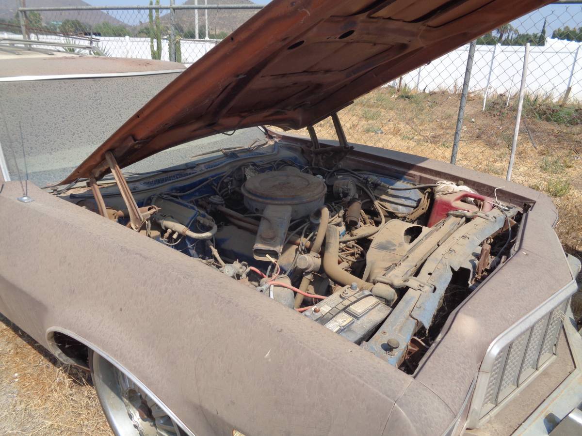 Ford-ranchero-1974-brown-12