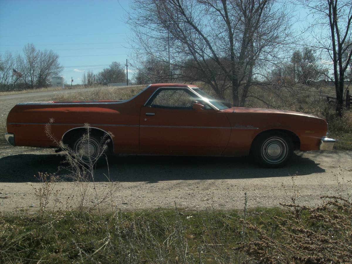 Ford-ranchero-500-1975-red-2