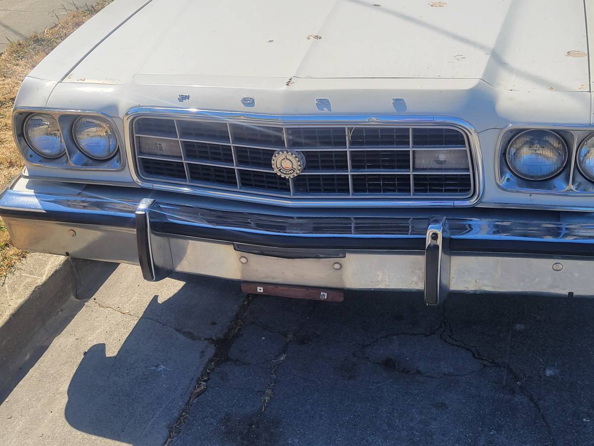 Ford-ranchero-500-gt-1973-white-4