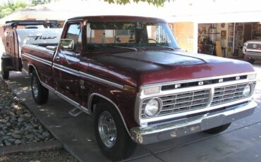 Ford-ranger-1973-red-1