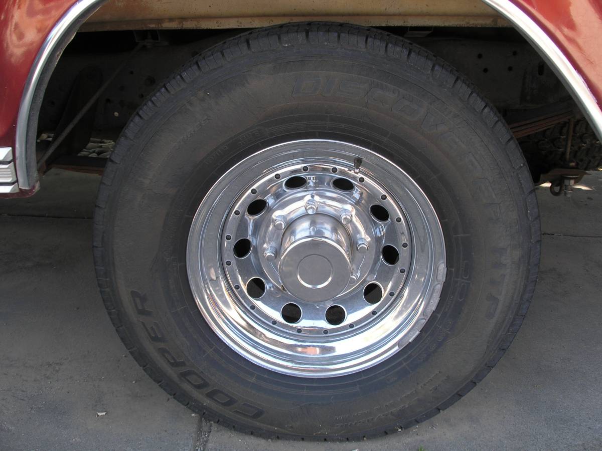 Ford-ranger-1973-red-12