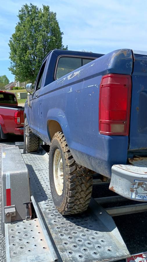 Ford-ranger-1985-blue-3