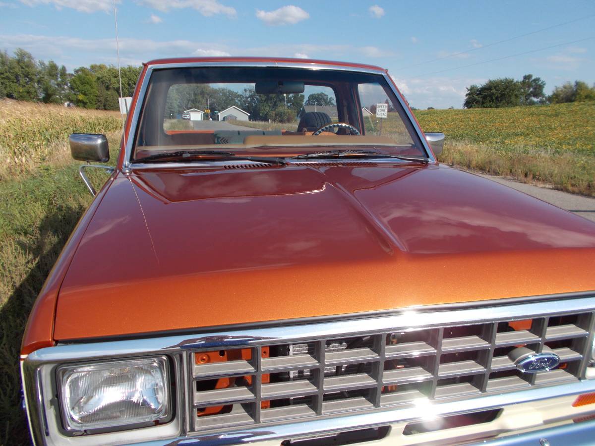 Ford-ranger-1985-custom-16