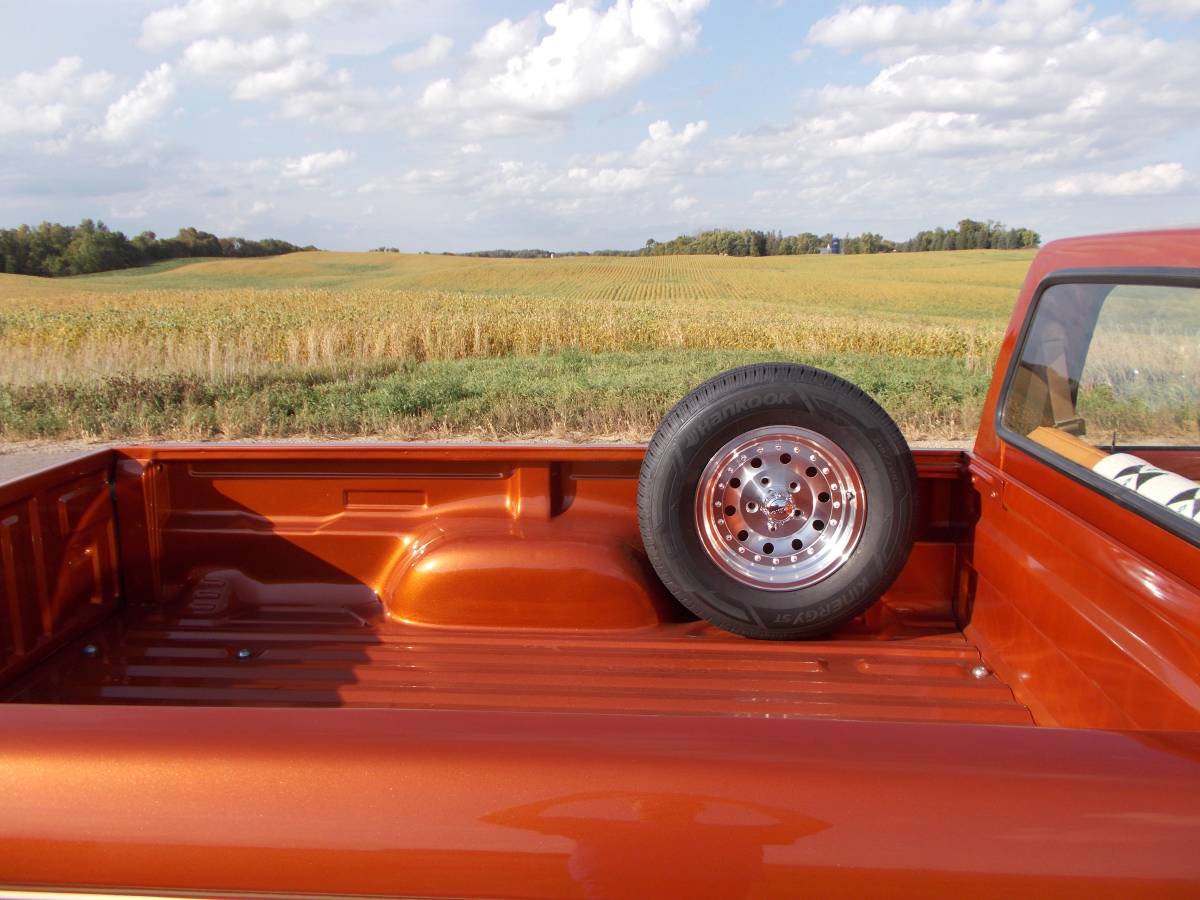 Ford-ranger-1985-custom-19
