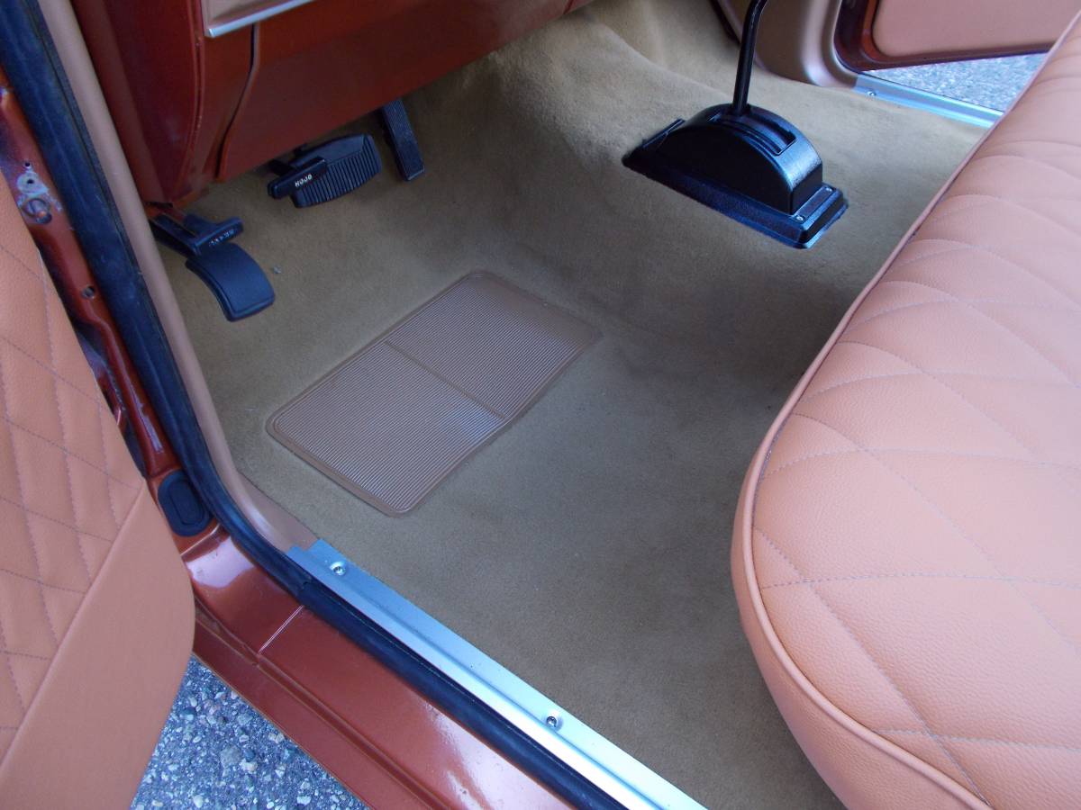 Ford-ranger-1985-custom-2