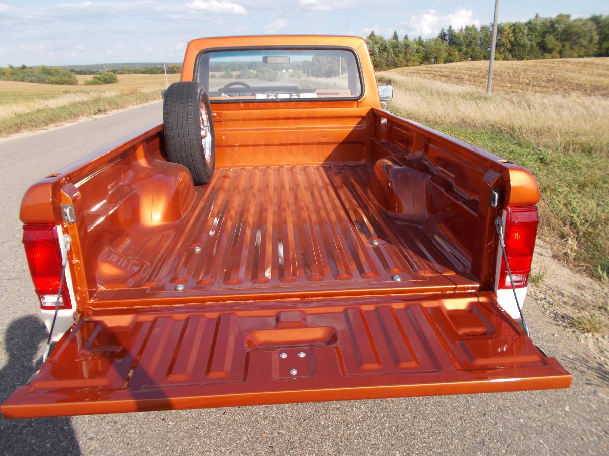 Ford-ranger-1985-custom-20