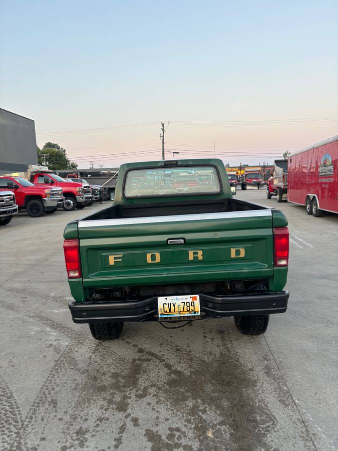 Ford-ranger-1987-green-5