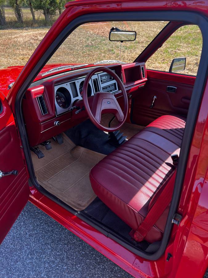 Ford-ranger-1987-red-3