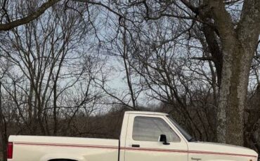 Ford-ranger-1988-white-4