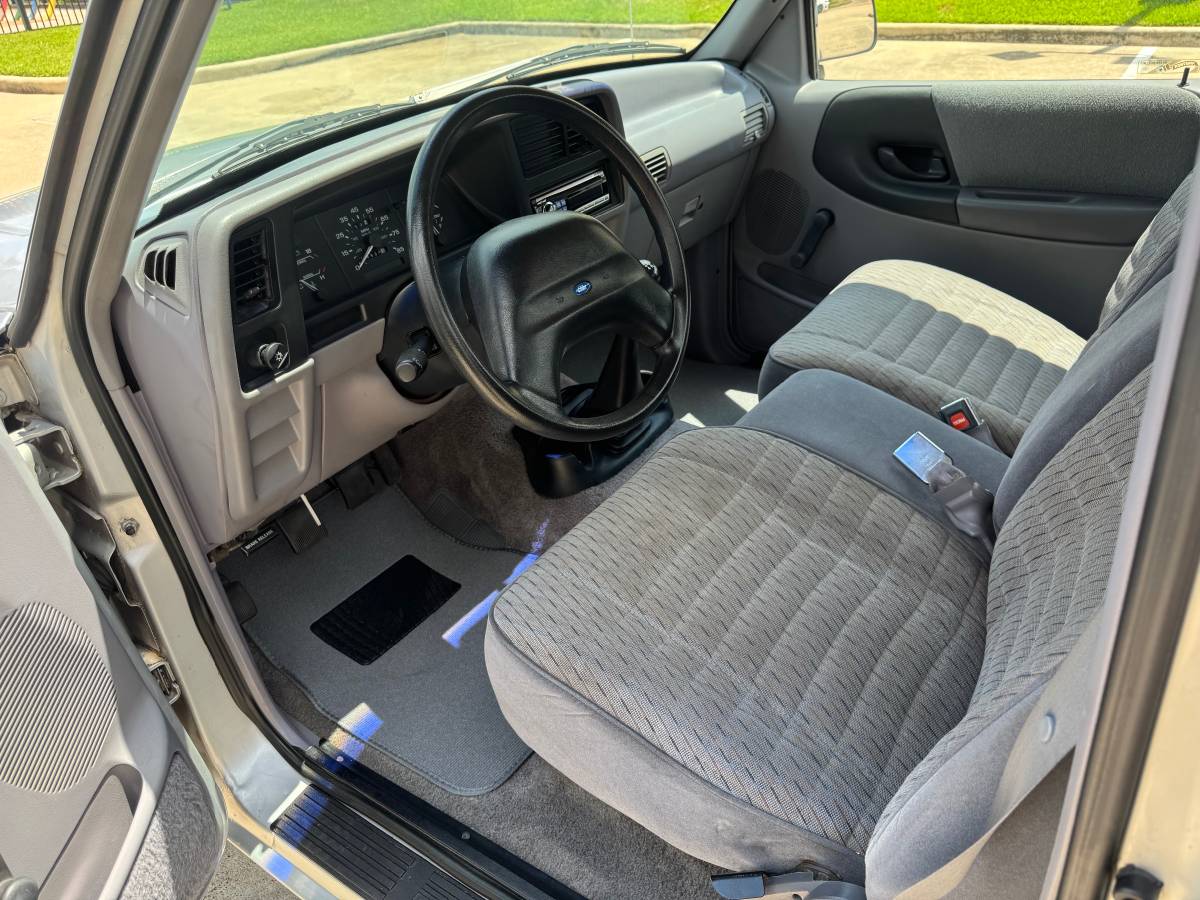 Ford-ranger-1993-12