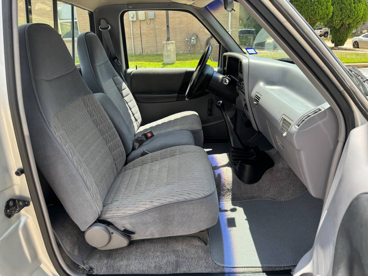Ford-ranger-1993-19
