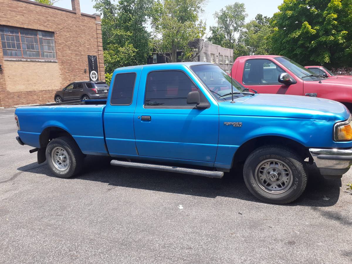 Ford-ranger-1993-blue-1