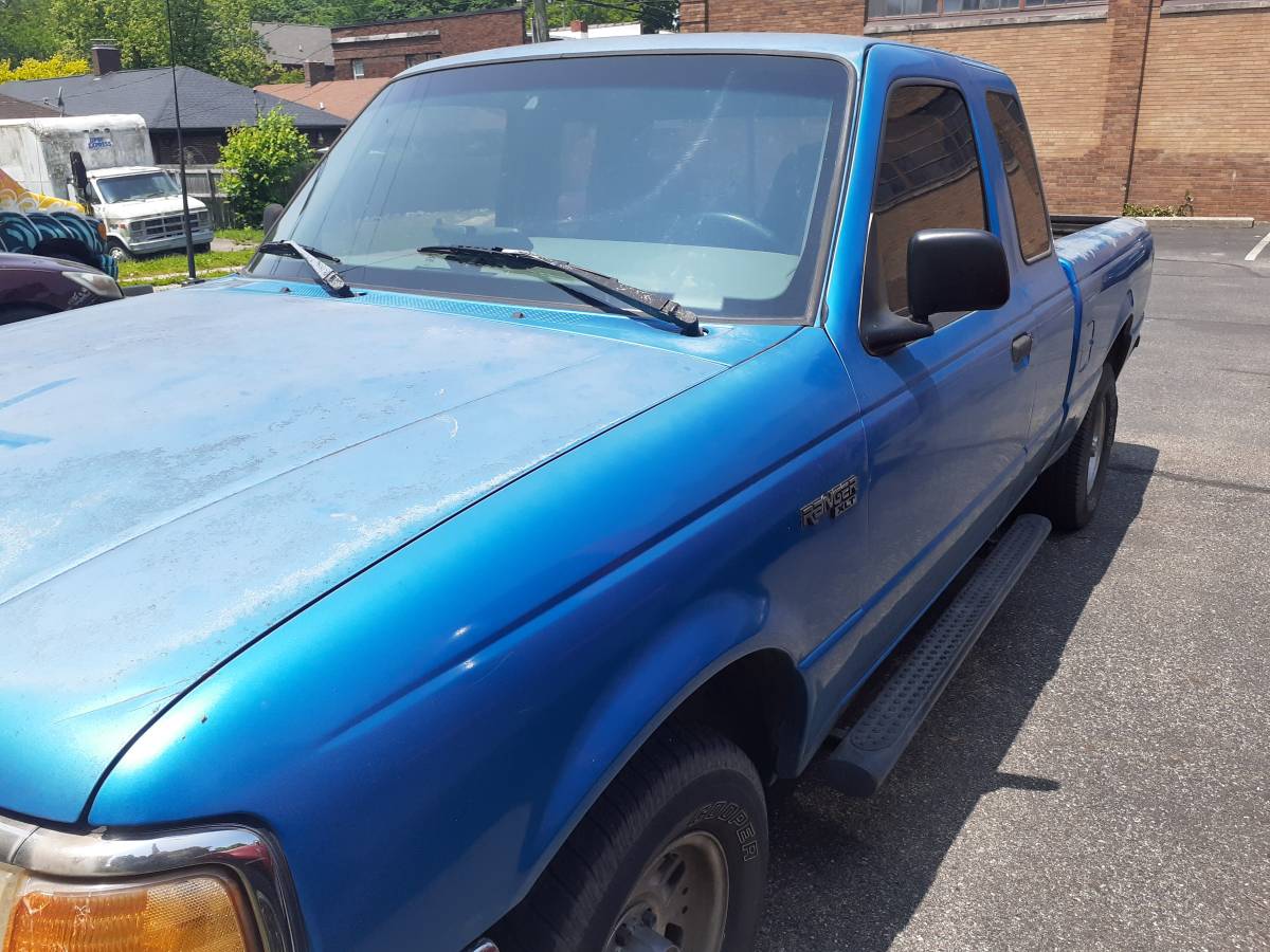 Ford-ranger-1993-blue