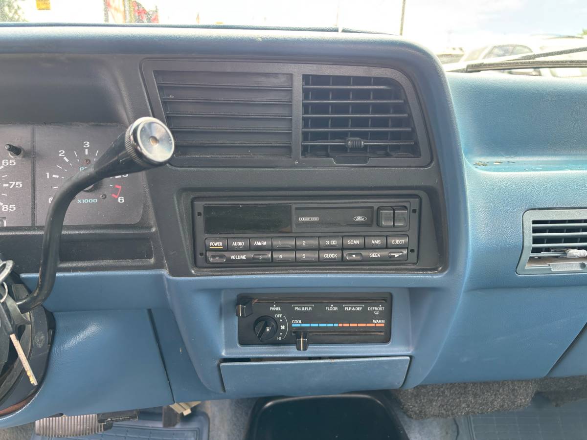 Ford-ranger-1993-blue-9