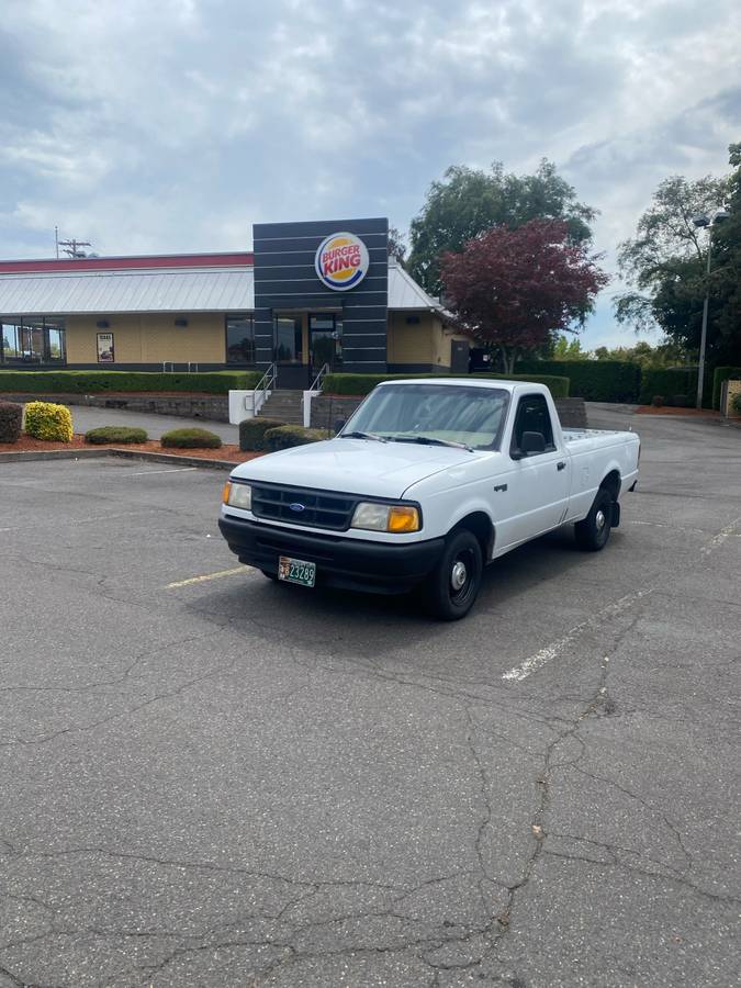 Ford-ranger-1993-white-2