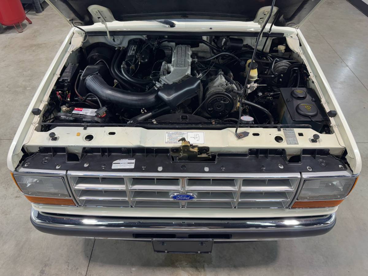 Ford-ranger-super-cab-1990-white-18