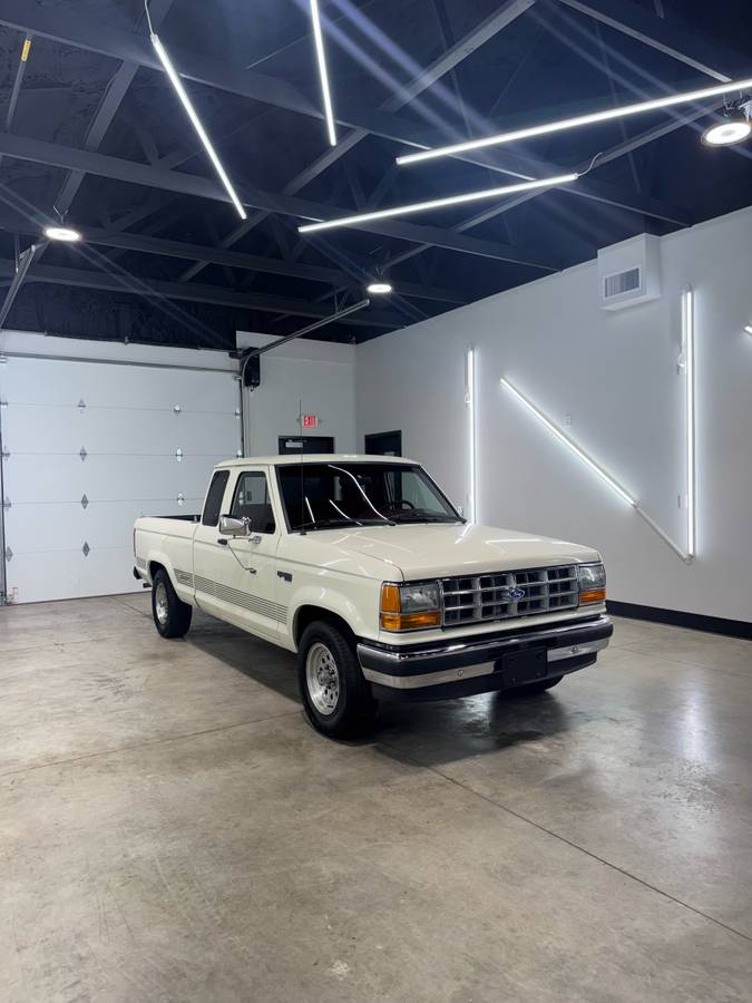 Ford-ranger-super-cab-1990-white-3