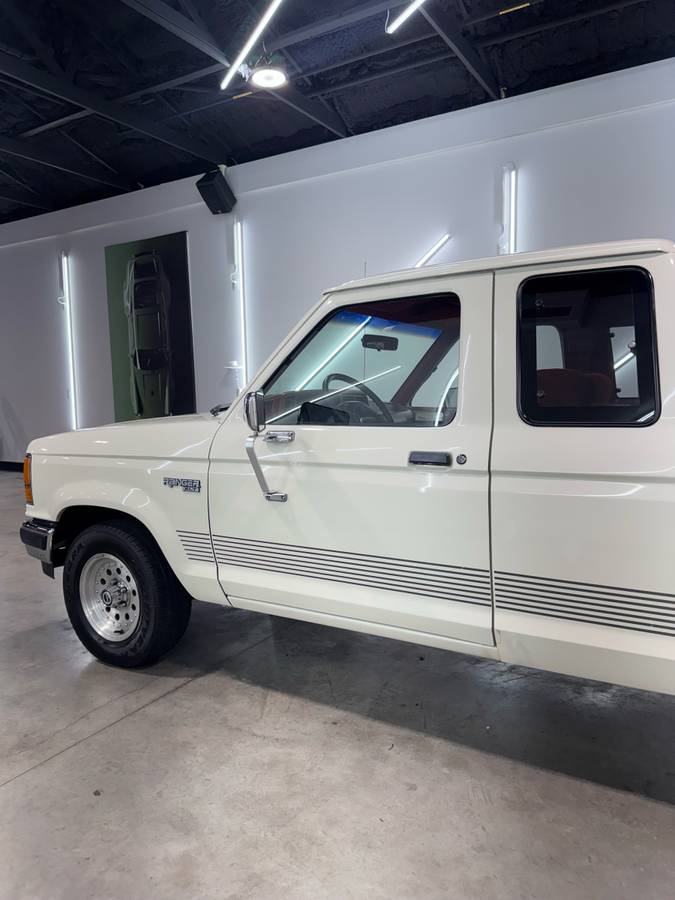 Ford-ranger-super-cab-1990-white-9
