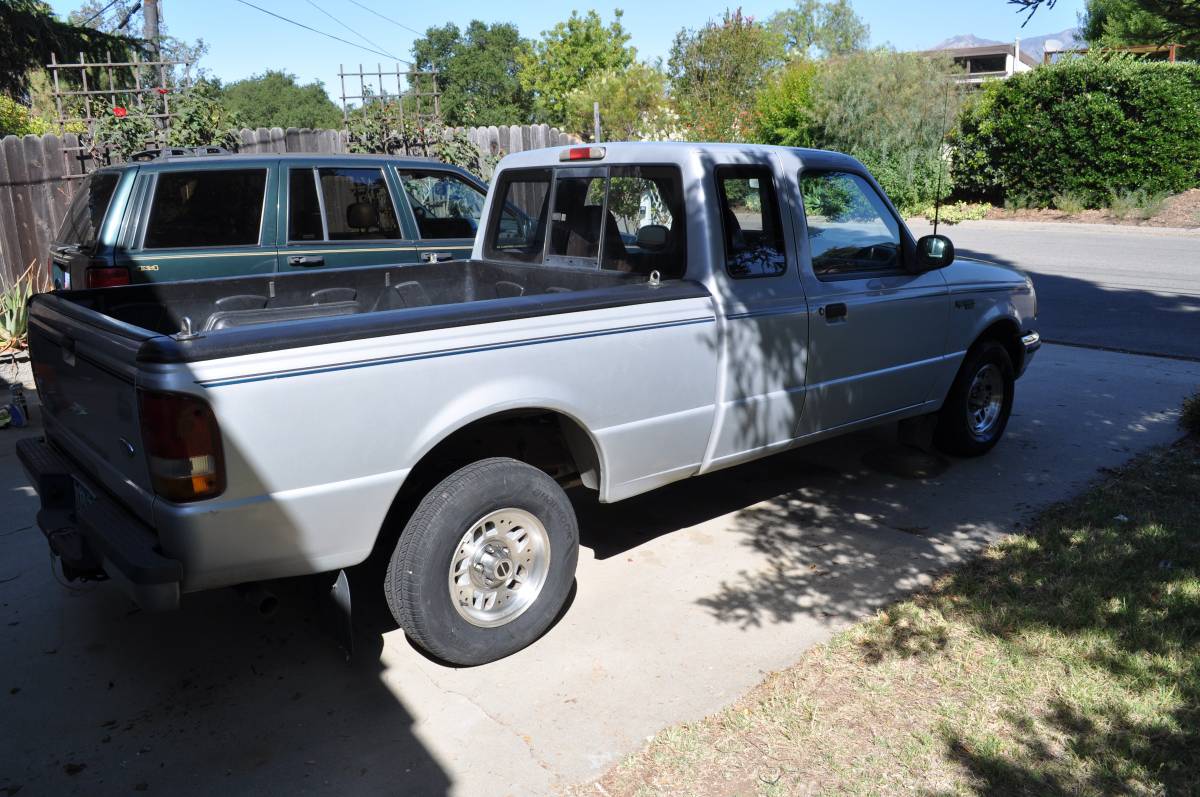 Ford-ranger-super-cab-1994-silver-5