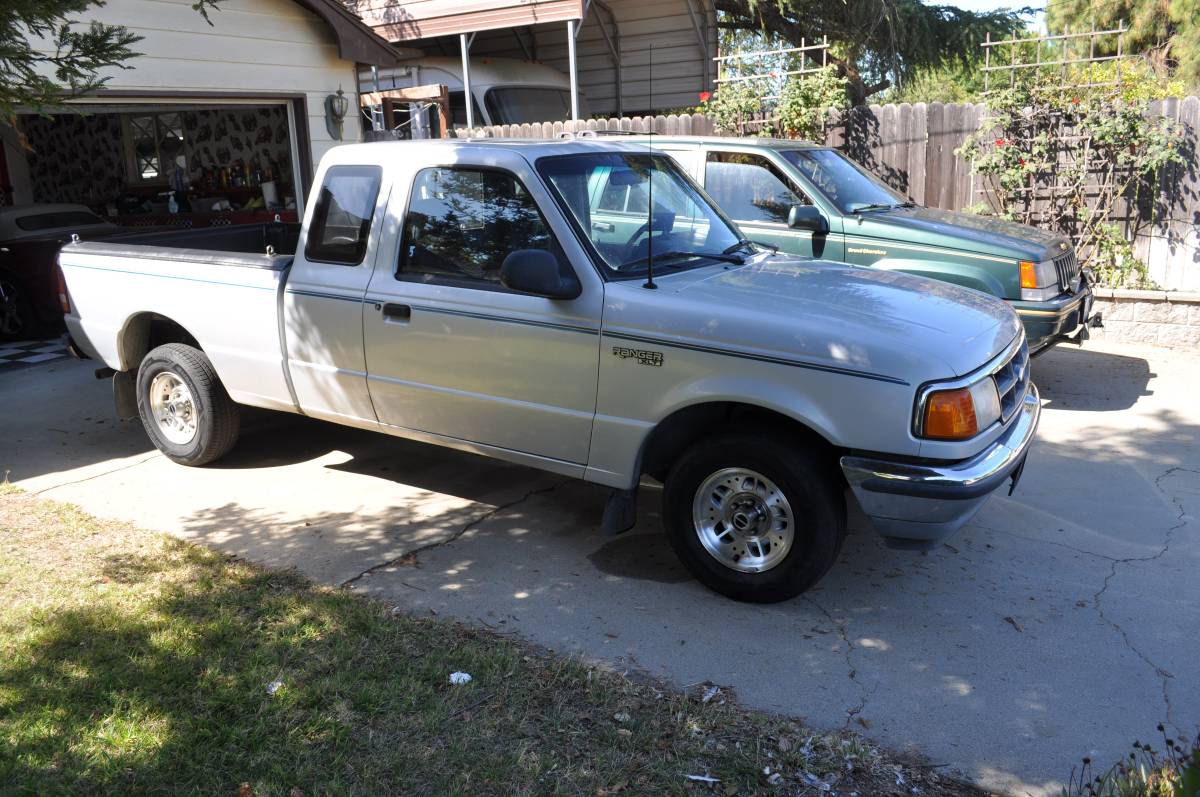 Ford-ranger-super-cab-1994-silver-7